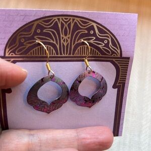 Holly Yashi Vintage Elegant Niobium Colorful Purple Gold Earrings Great shape